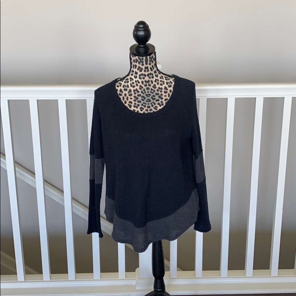 Comfy Waffled Navy & Gray Sweater